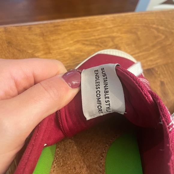 Cariuma OCA Low Burgundy Women’s size 8.5 - Picture 8 of 8